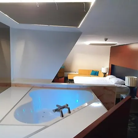 Fletcher Stadshotel מלון