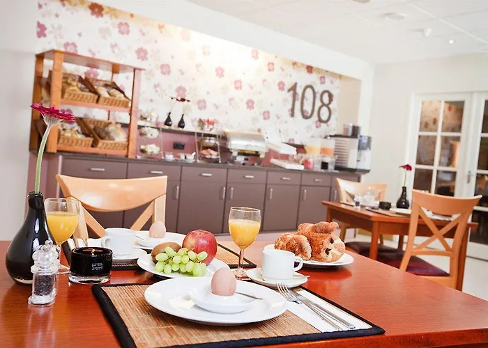 Fletcher Stadshotel Отель 4*