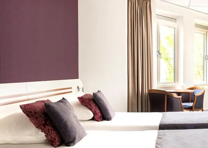 Отель Fletcher Stadshotel 4*