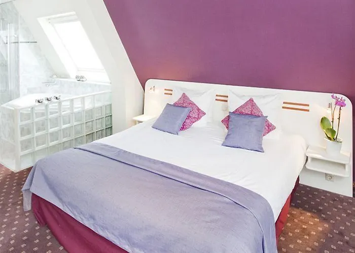 Fletcher Stadshotel Отель