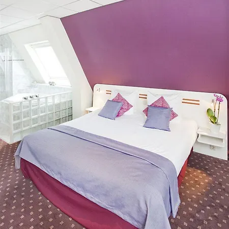Fletcher Stadshotel מלון