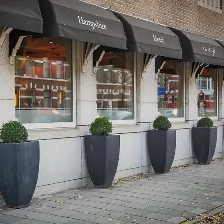 Fletcher Stadshotel Hotell 4*