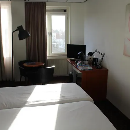 Fletcher Stadshotel 호텔 4*