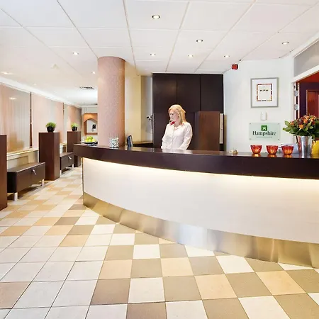 Fletcher Stadshotel 호텔